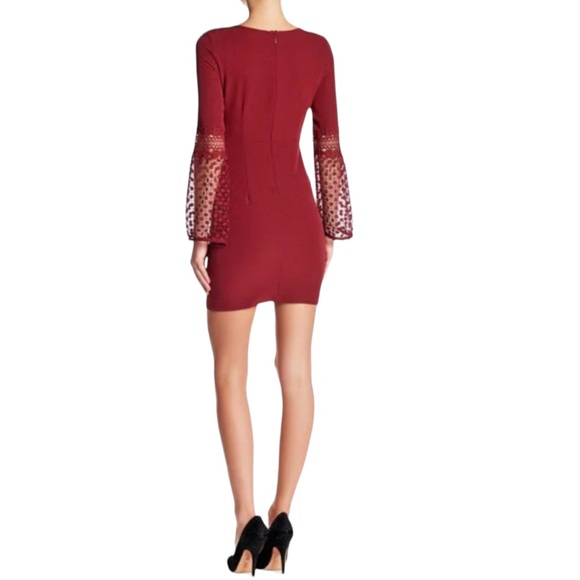 NWOT ROMEO+JULIET Couture Long Bell Lace Trim Sleeve Woven Dress Burgundy Medium - Picture 5 of 6